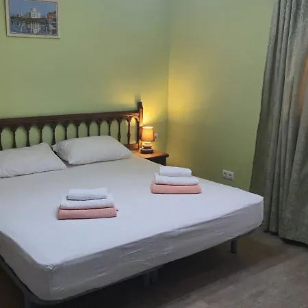 Pinos 8f Villa *
