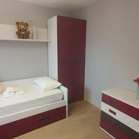 Вилла Pinos 8f